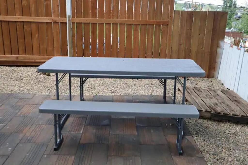 Accessible/Petfriendly-2Bedsuite YYC Exterior foto