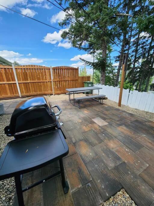 Accessible/Petfriendly-2Bedsuite YYC Exterior foto